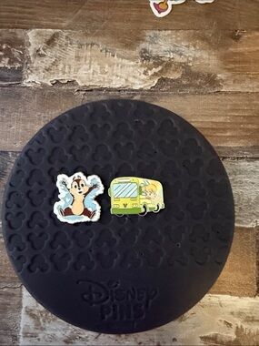 Disney Grading Pin Bundle Wave A Hidden Mickey 2026 Chip and Tinkerbell Bus
